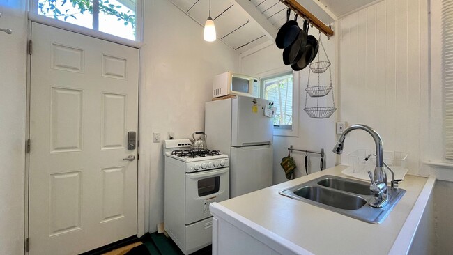 Photo - FURNISHED 1 Bedroom Downtown SLO, Utilities Included