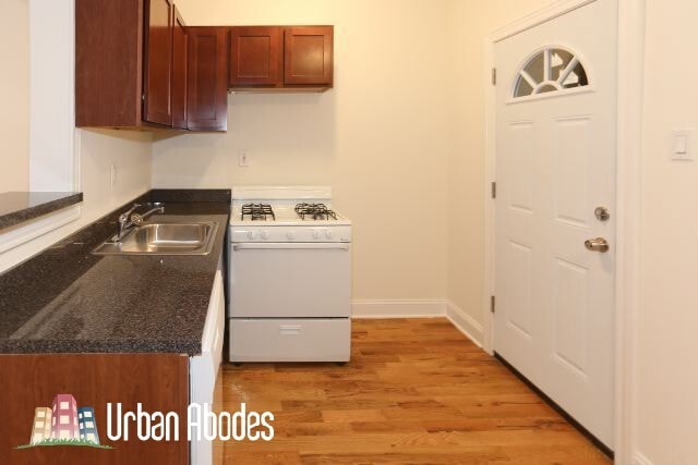 Photo - 3829 N Fremont St Unit M09B