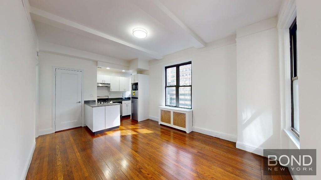 Photo - 140 E 46th St Apartamento Unidad 8T