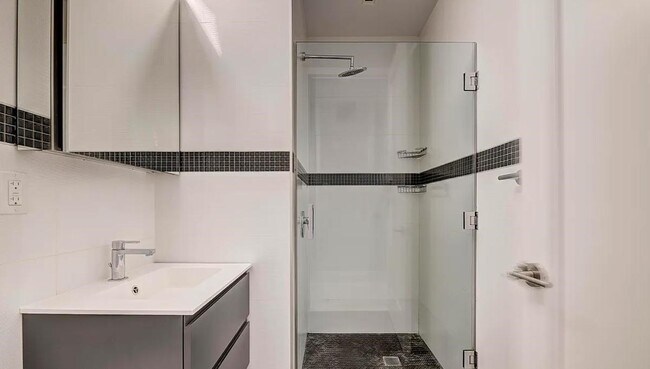 Photo - 200 Stanton St Unidad 3