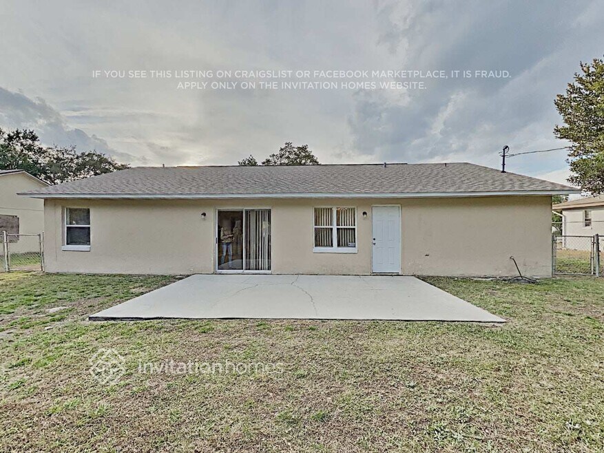 1669 Templewood Ave