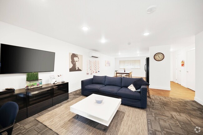 Leasing Office - The Grove Rental