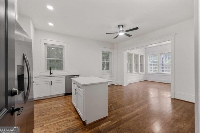 Building Photo - 360 Ponce De Leon Ave NE Unit 2