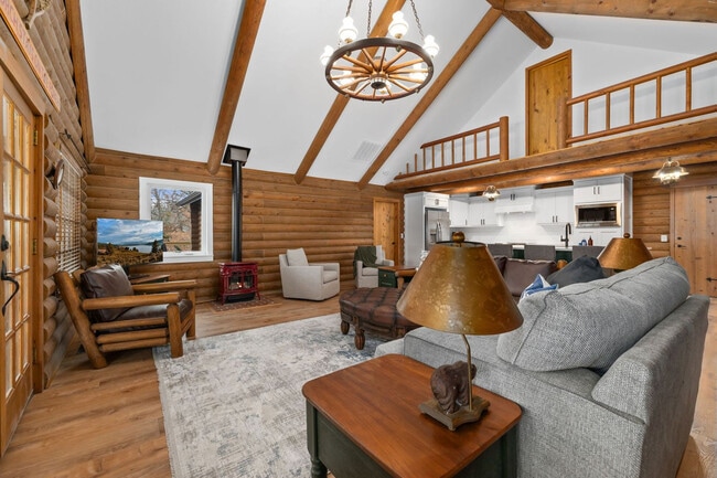 Photo - 19412 Pinecrest Ln Unidad ID1359771P