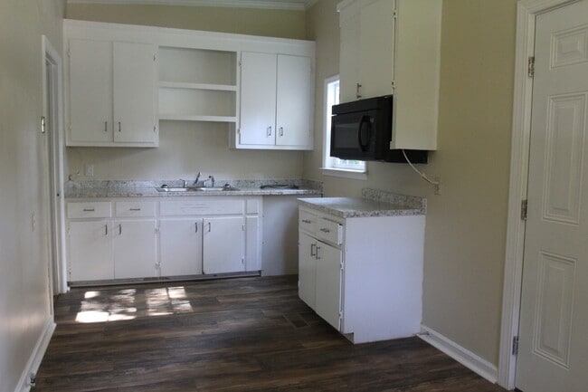 Photo - 1815 W Broad Ave