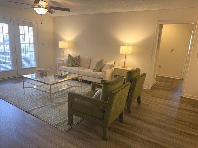 Lexington Pointe Apartment Homes