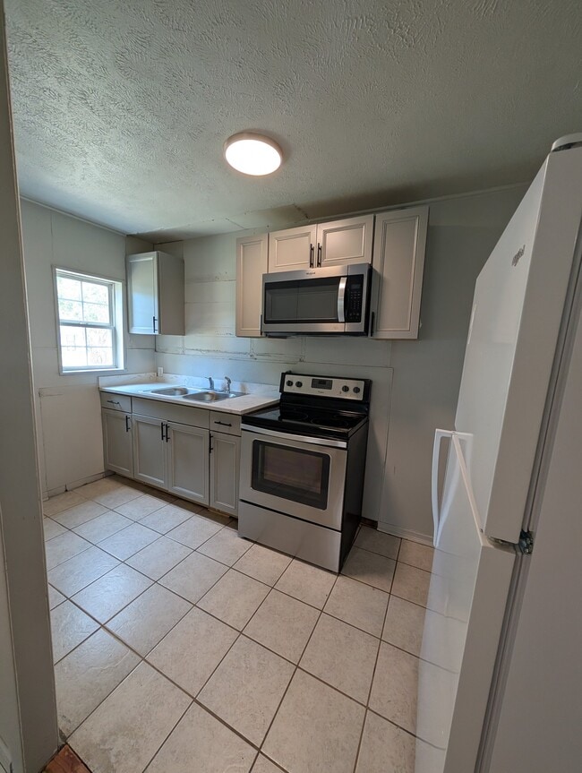 Photo - 622 N 12th St Unit 1