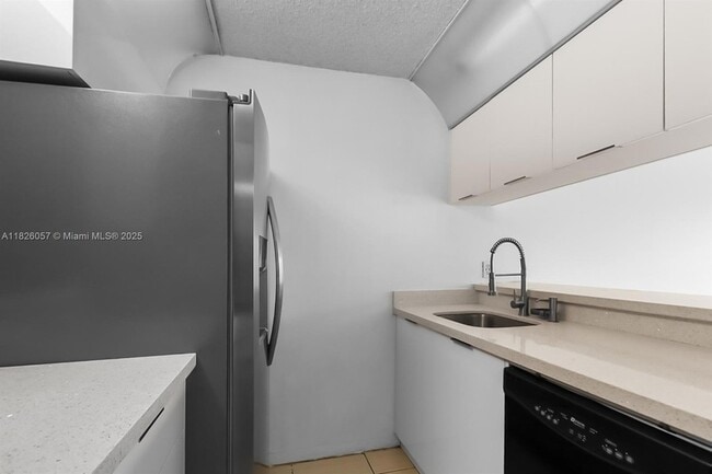 Photo - 10167 Twin Lakes Dr Unit 23-N