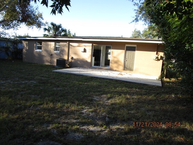 Photo - 933 Lewis Dr