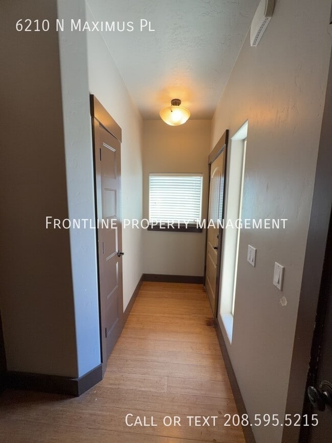 Photo - 6210 N Maximus Pl