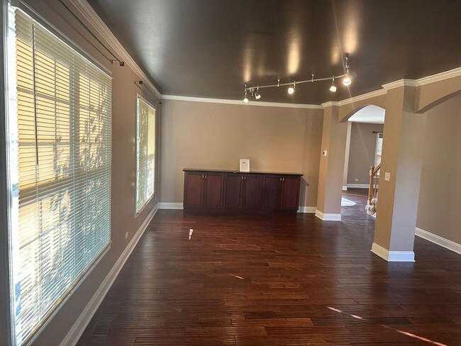 Photo - 5490 Fox Path Ln