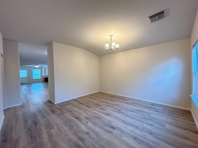 Photo - 24522 Lakecrest Village Dr