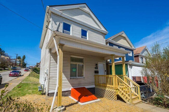 Photo - *WOW! ENJOY 1 MONTH RENT-FREE IF SIGNED BY...