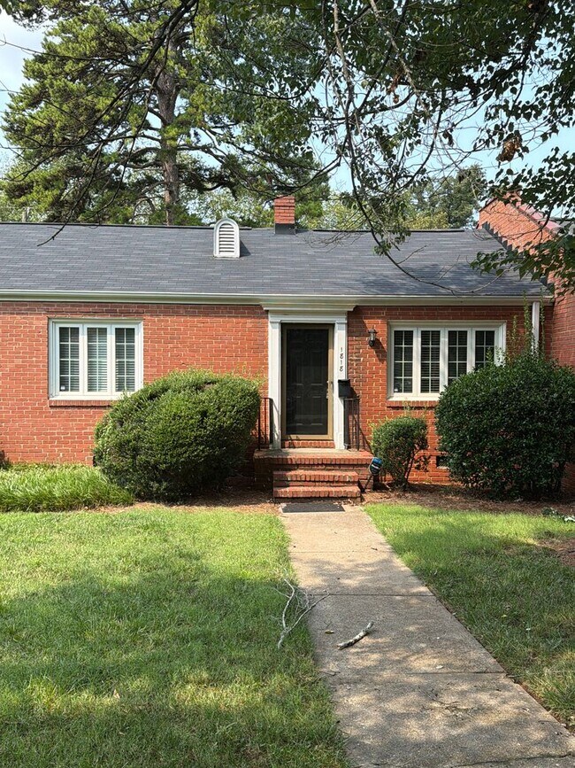 Photo - Condo in Myers Park Area!