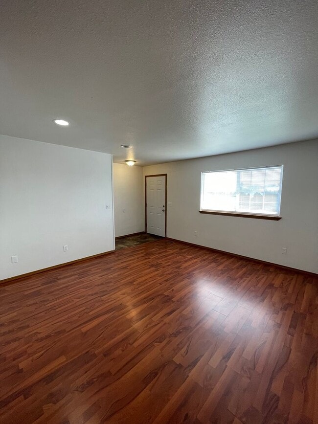 Photo - 1308/1310 W Lakeside Dr Unit 1310 W Lakeside Dr