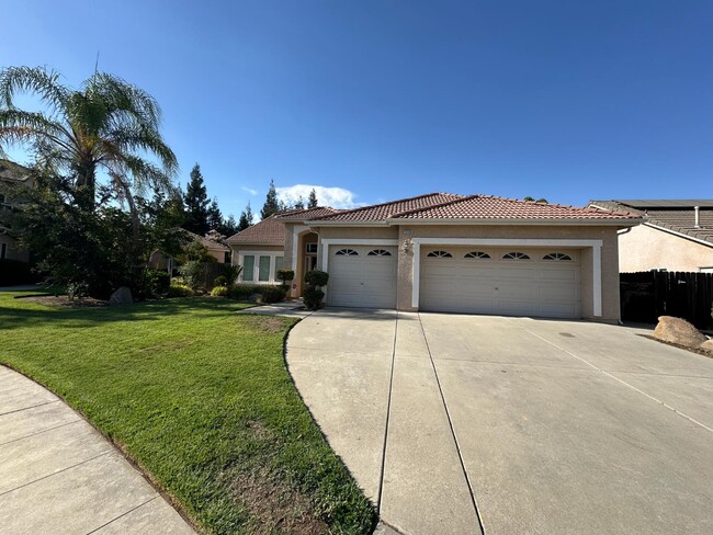 Building Photo - 2136 E Turnberry Ave