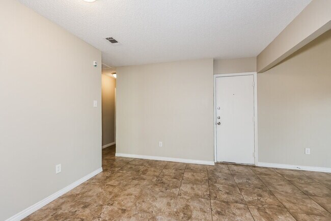 Photo - 8736 Eaglestone Way