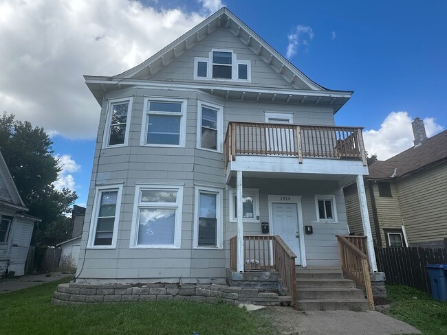 Building Photo - 1414 Golden Valley Rd Unit 2 Rental