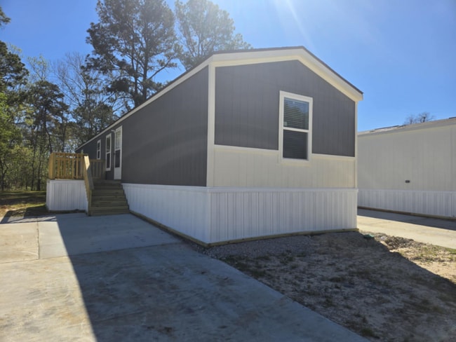 Photo - 22261 McCleskey Rd