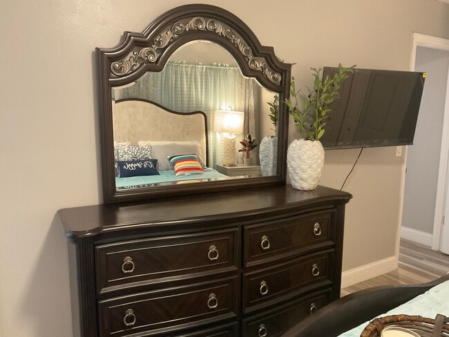 Photo - 2692 Cedarbrooke Dr