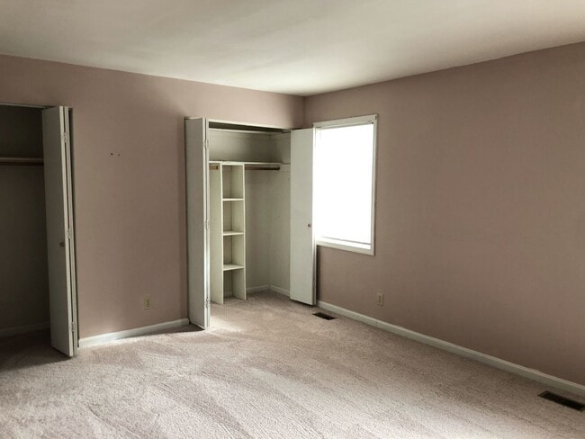 Photo - Stafford End Unit Townhouse