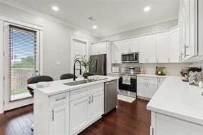 Photo - 8541 Victory Dr