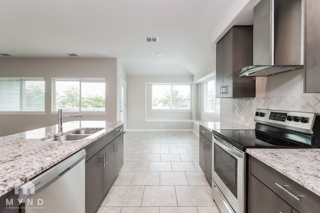 Photo - 12325 Treeline Dr