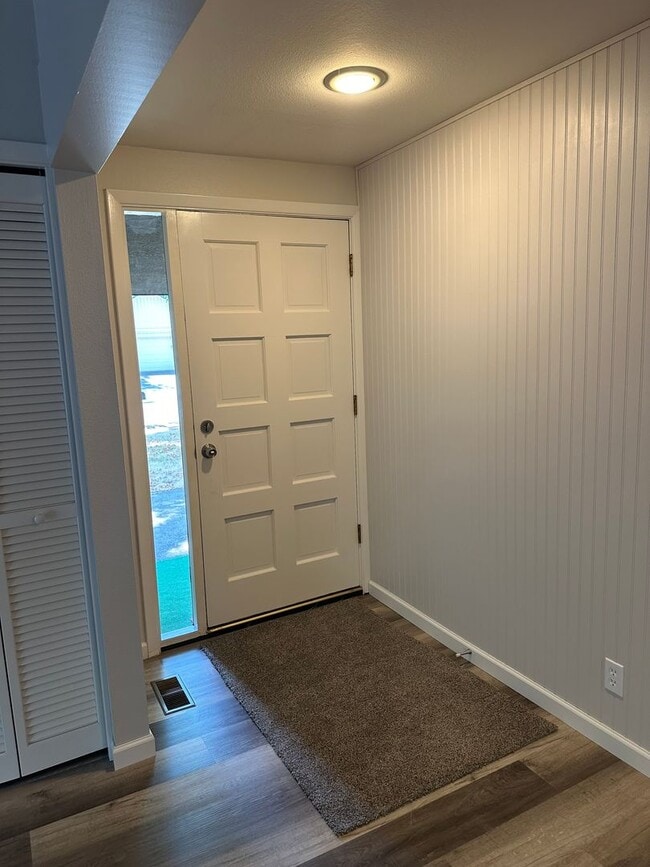 Photo - Updated 2 bedroom 2 bath duplex with garage!