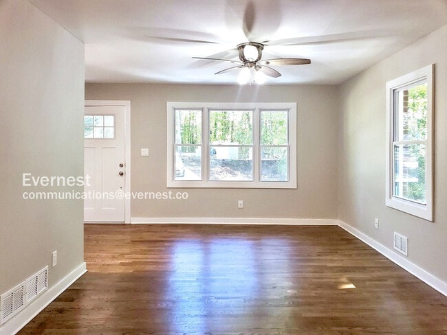 Photo - Updated 3 Bedroom Home in Mableton / Near ...