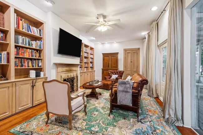 Photo - 1115 Henry Clay Ave