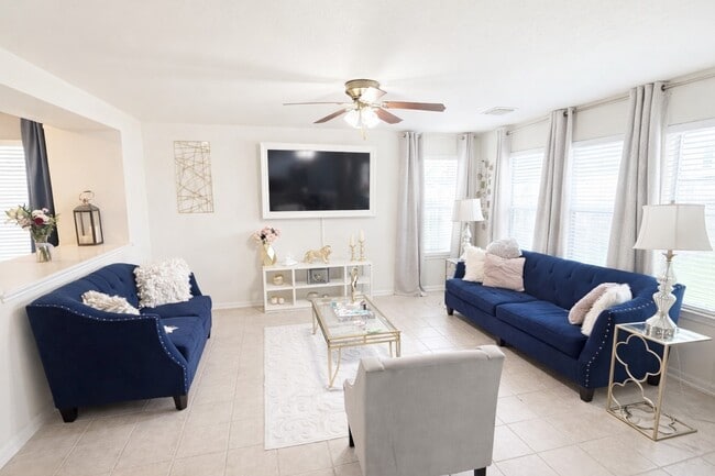 Photo - 4215 Oakview Creek Ln