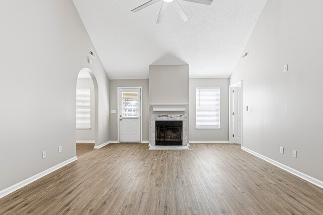 Photo - 5547 Matt Aaron Ln