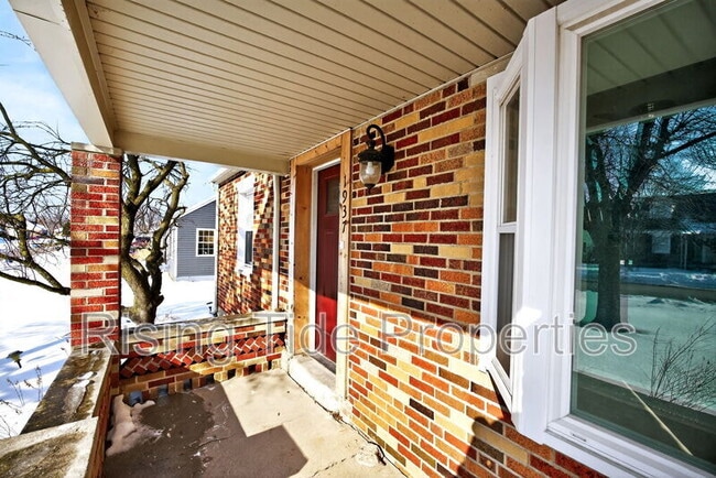 Photo - 1937 N Sunny Ridge Rd