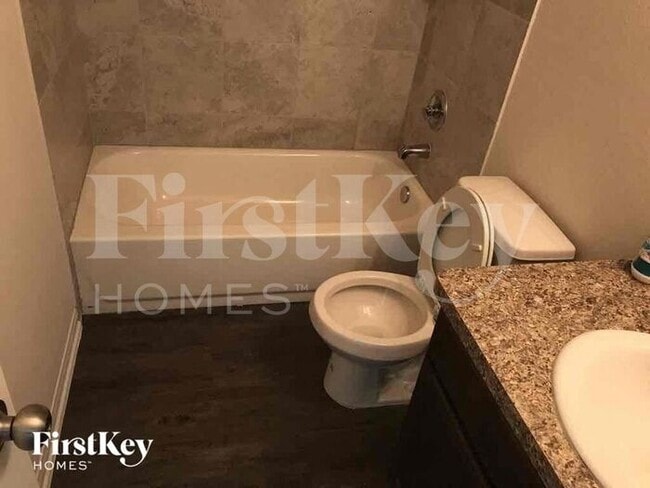 Photo - 6630 Blimp Base Blvd