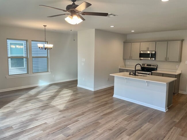 Photo - 958 Bengal Crossing Ave Townhome
