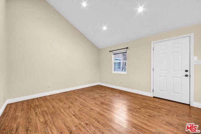 Photo - 4020 Brunswick Ave