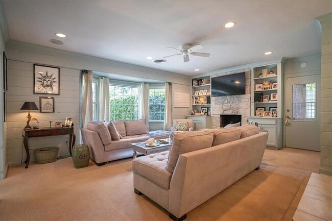 Photo - 3179 E Wood Valley Rd NW