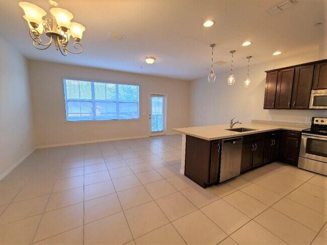 1039 Taramundi Dr