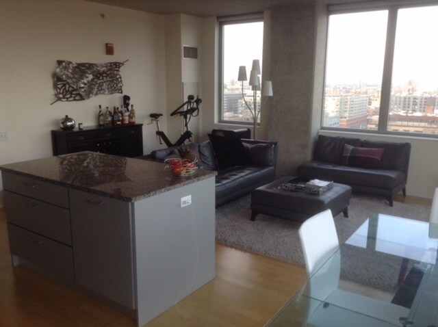 Photo - 659 W Randolph St Unit 1709