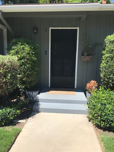 Front door of condo - 374 Carroll Park E Unit 6 Rental