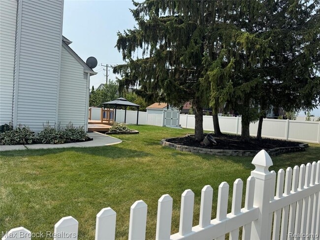 Photo - 35865 Ashford Dr