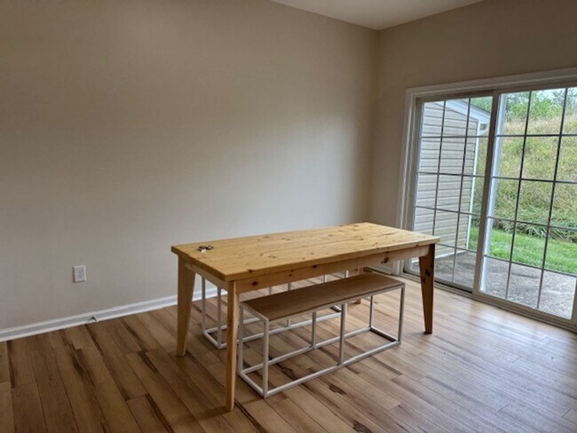 Photo - Renovated Townhouse in The Pinnacle Subdivision