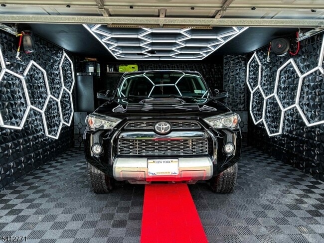 Photo - 52 Bartholdi Ave