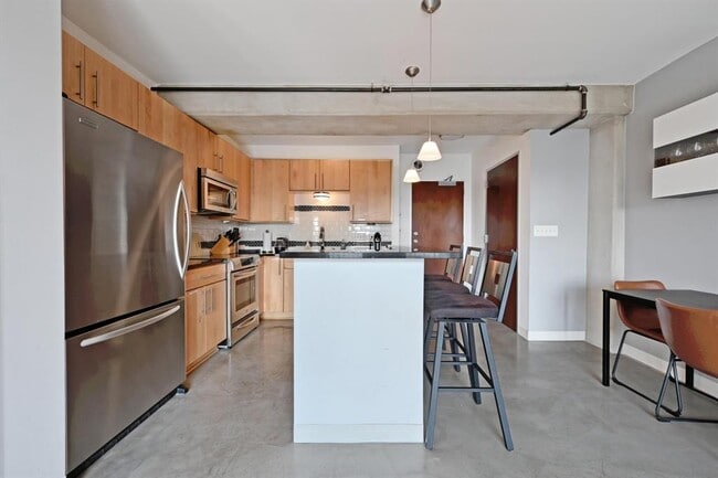 Photo - 800 Brazos St Unit 1004