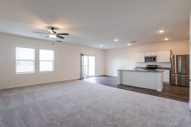 Photo - 5713 Texas Palm Dr