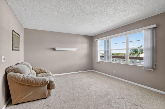 Photo - 4007 Cornwall A Unit 4007