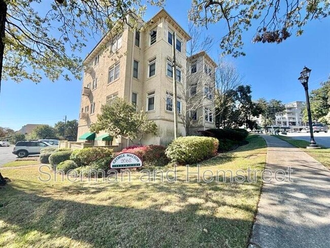 Building Photo - 2068 Walton Wy