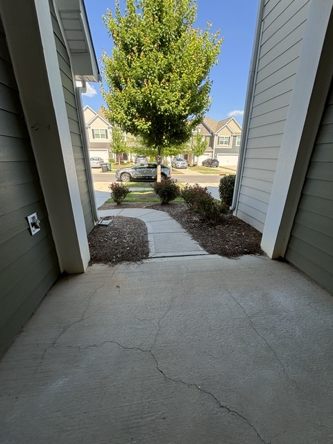 Photo - 2645 Aubrey St