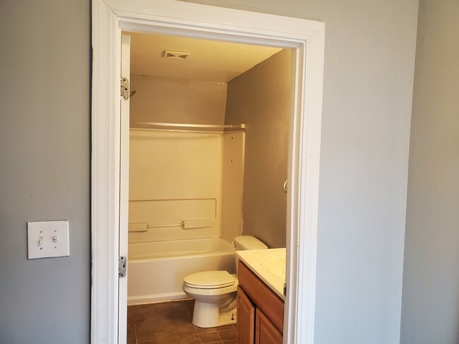 Photo - 1409 E Market St