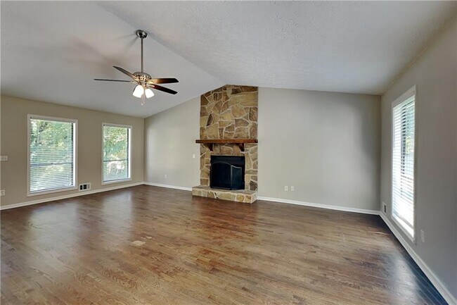 Photo - 1703 Cumberland Trce